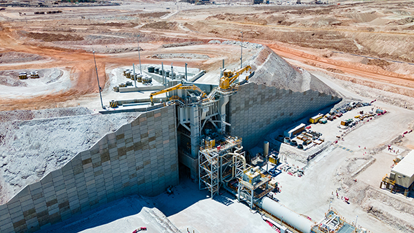 Morelco: Spence, obras civiles y montaje electromecánico de la chancadora primaria para BHP, la empresa minera más grande del mundo